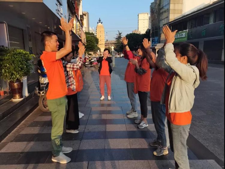 晋级教育 迎合教育金矿市场发展