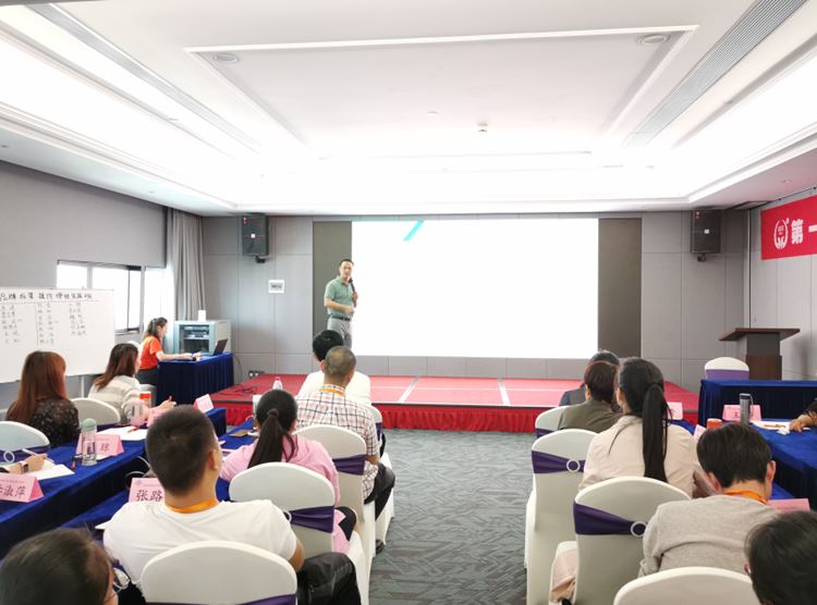 托管培训中心怎么玩转三四级城市