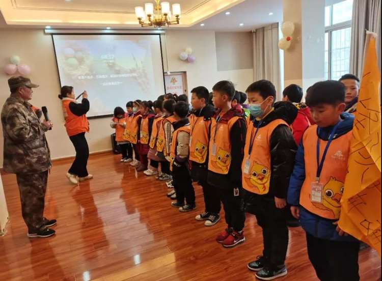 小学生托管班选择加盟赚钱吗