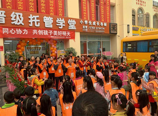 投资人们看过来！3招帮你参透托管加盟费用的真相