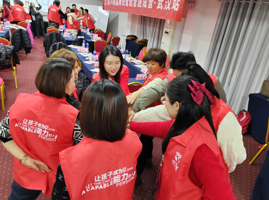 破局突围，四校连开——看广东惠州林春燕校长的中托盟故事
