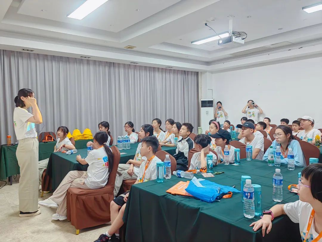 漫步明清街巷，对话千年科举 | 2025年暑假晋小鹰快乐学习动力营南京站第二天