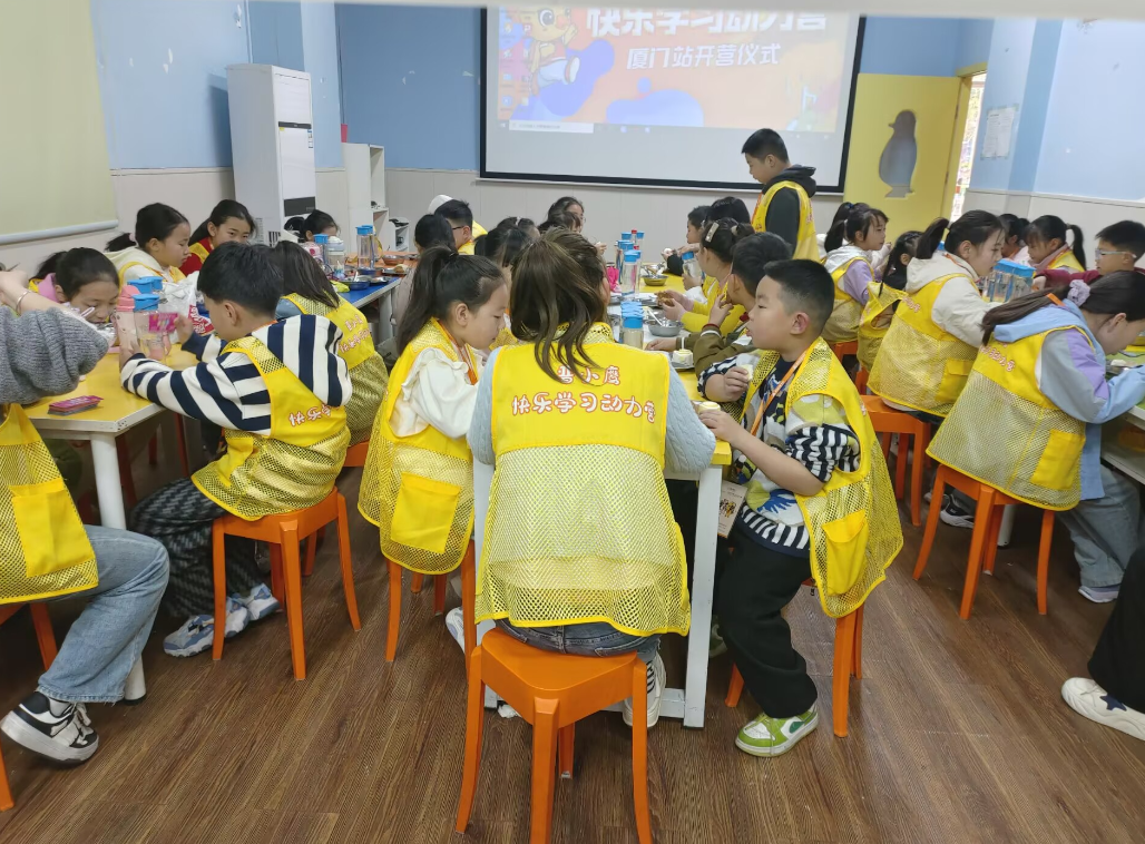 晋小鹰快乐学习动力营,给孩子一段不可或缺的人生经历! 晋小鹰快乐学习动力营,给孩子一段不可或缺的人生经历!
