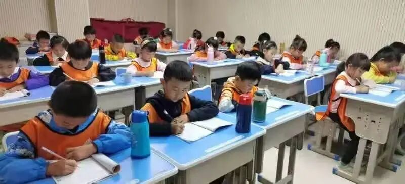 一折价抢疯了!晋级习字云课一周回本全年躺赚 一折价抢疯了!晋级习字云课一周回本全年躺赚