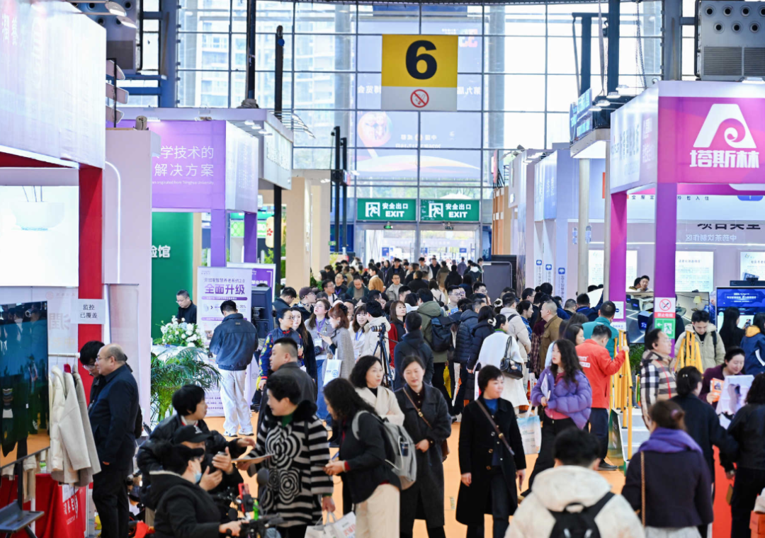 引爆第9届中国老博会！“一老一小融合托管”模式惊艳亮相，引领银发经济新风口