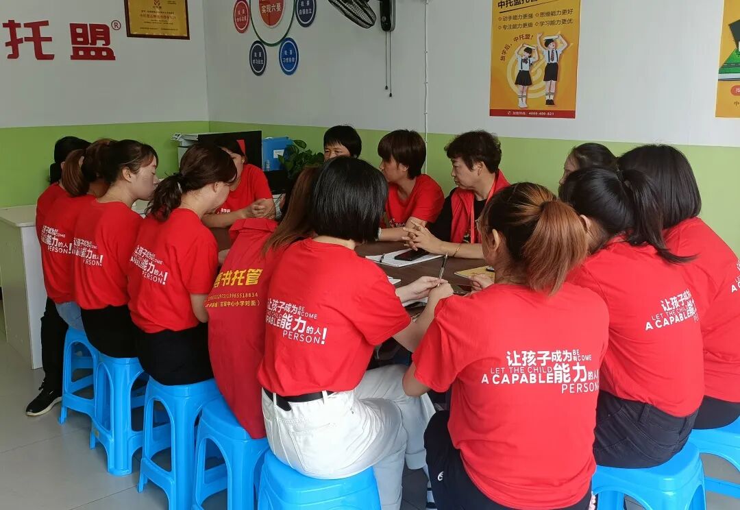 暑假作业辅导太头疼?语文数学英语三科,30个方法一次搞定 暑假作业辅导太头疼?语文数学英语三科,30个方法一次搞定